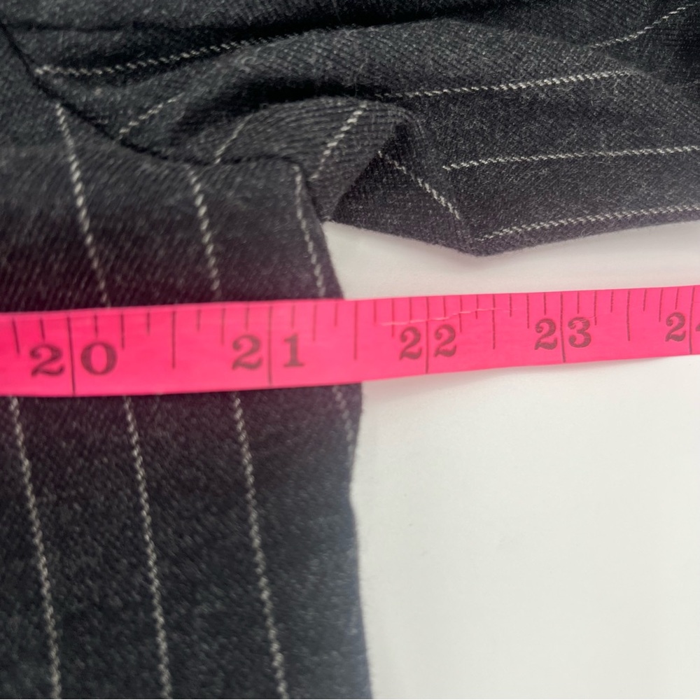 Universal Standard The Pinstripe Blazer graphite Sz 14 16 - Picture 7 of 9